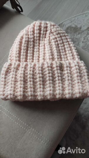 Шапка женская вязаная
