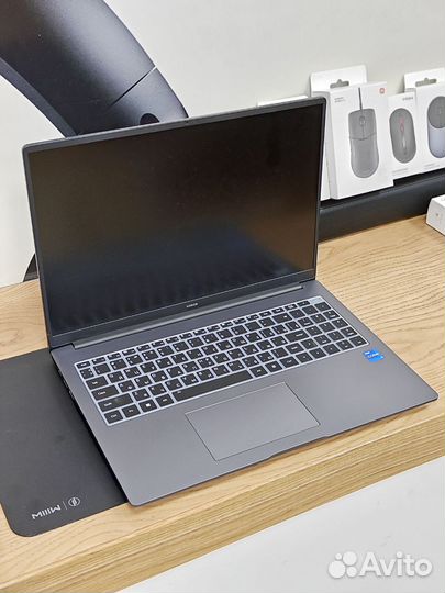 Honor MagicBook X16 2023 16/512Gb