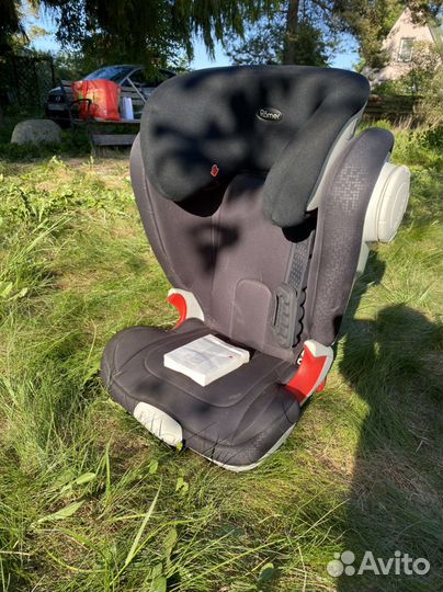 Автокресло britax romer kidfix 15-36