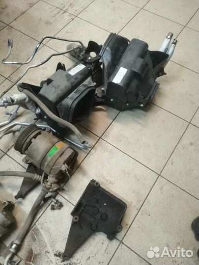 Компрессор кондиционера. Нива Шевроле. 2123