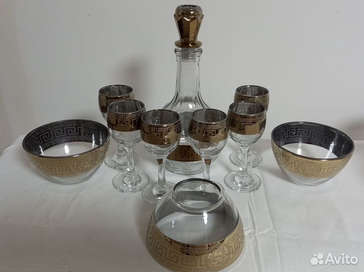 Салатники, стаканы, рюмки набор посуды