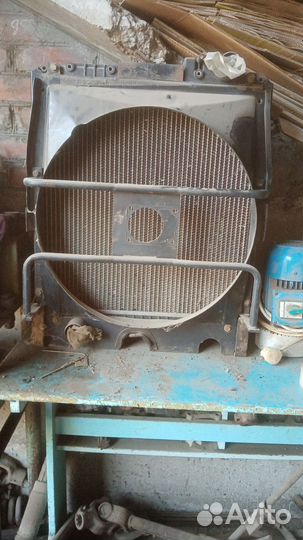 Радиатор и джостик бобкет т40140