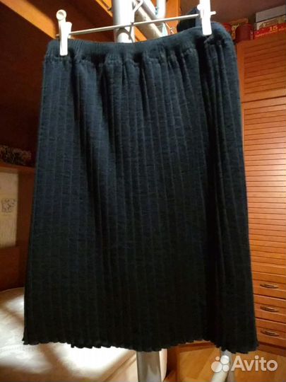 Школьная форма.Жакет и юбка. Новая