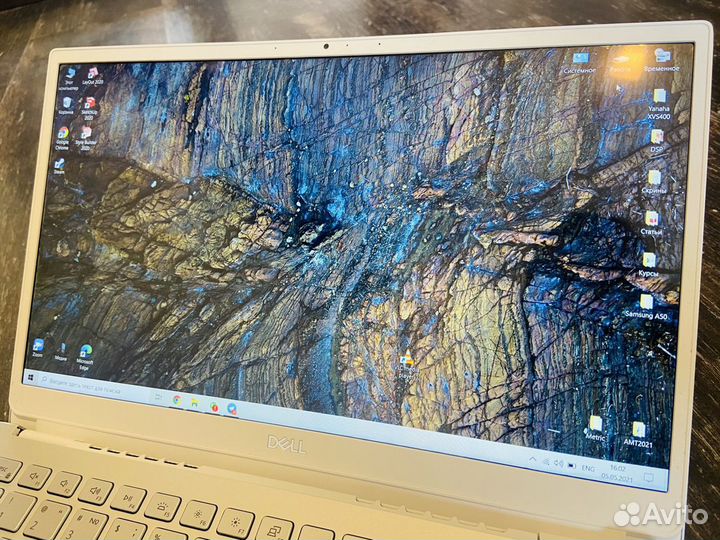 Dell inspiron ультрабук 5390 13,3’/i7/512gb