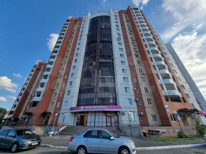 1-к. квартира, 42 м², 9/17 эт.