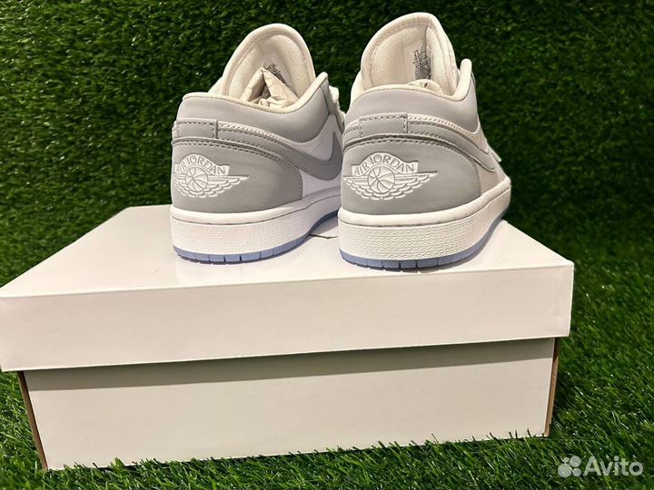 Air Jordan 1 Low Wolf Grey