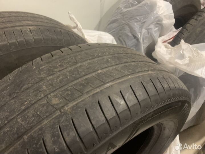 Bridgestone Alenza 001 285/60 R18