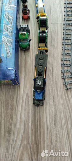 Лего поезд, Конструктор Train Грузовой поезд 19081