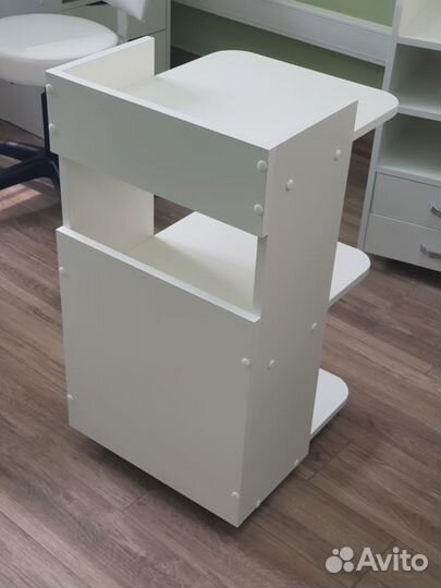 Тумба столик косметолога