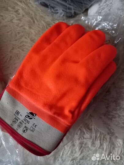 Перчатки