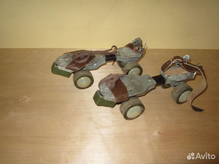 Раздвижные роликовые коньки