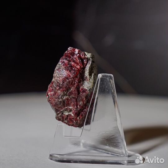 Эвдиалит, эгирин