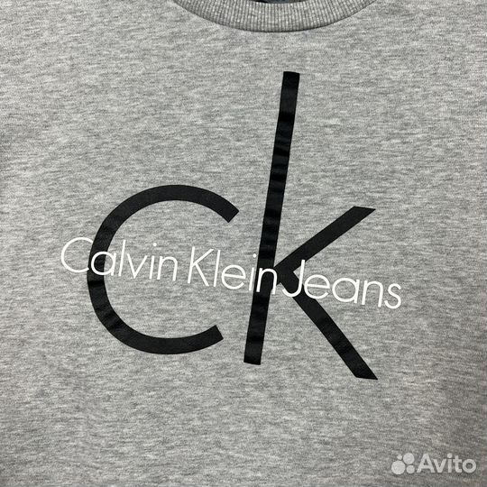 Женский Свитшот Calvin Klein размер L