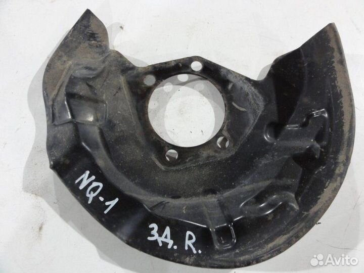 Пыльник тормозного диска задний правый Nissan