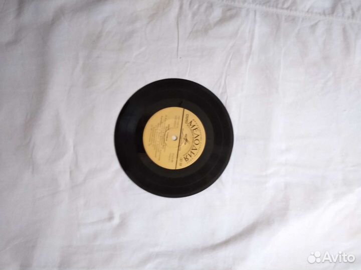 Пластинка виниловая маленьк Анна Герман 1978 г