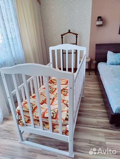 Детская кроватка