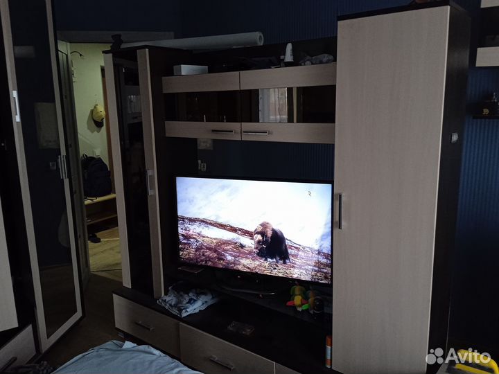 Стенка в гостиную под тв