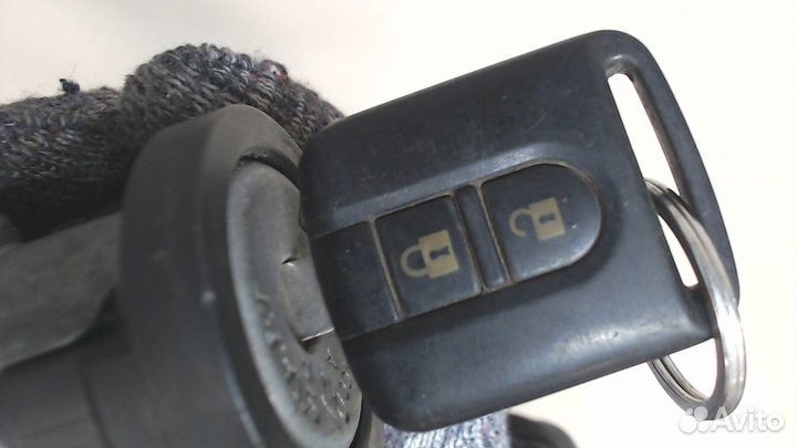 Замок зажигания Nissan Terrano 2, 2005