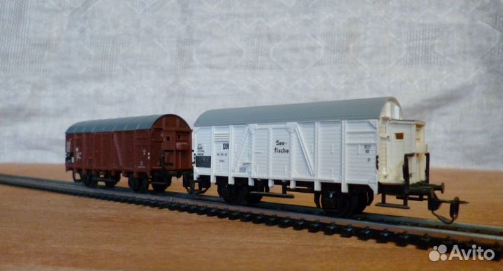 Вагон товарный с тамбуром (Лот 10)