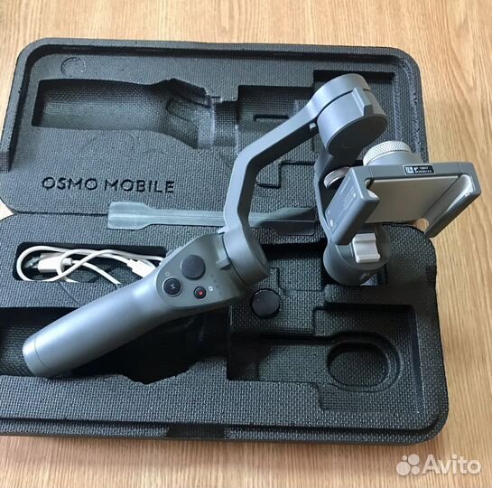 Стабилизатор для съемки DJI Osmo mobile 2