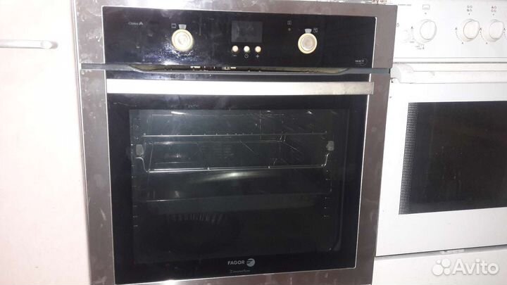 Духовой шкаф