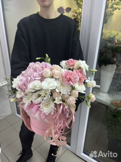 Сборная коробка с гортензией