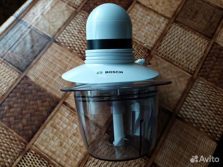 Измельчитель Bosch MMR 08A1