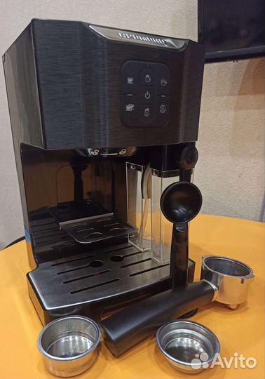 Кофеварка Redmond rcm-1512