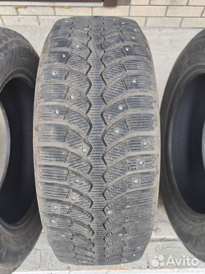 Bridgestone Blizzak Spike-01 185/60 R15