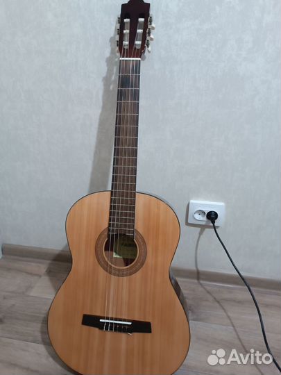 Акустическая гитара бу