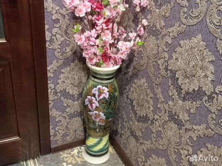 Ваза напольная 68см высота