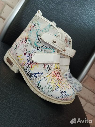 Ботинки демисезонные для девочки 27 размер