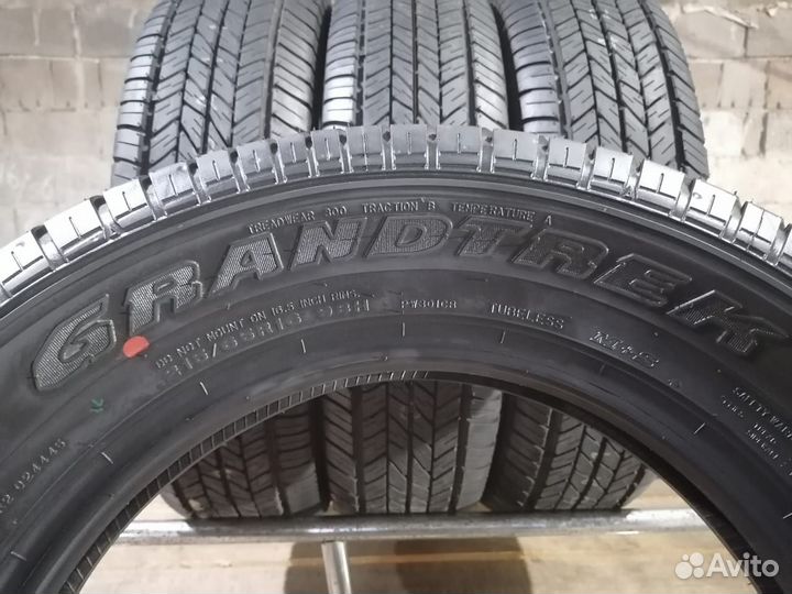 Dunlop Grandtrek ST20 215/65 R16