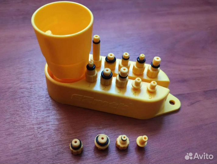 Набор штуцеров для прокачки гидравлических тормозо