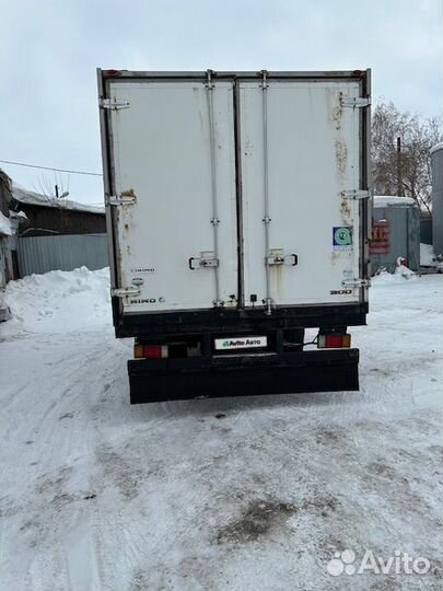 Hino 300 (Dutro), 2011