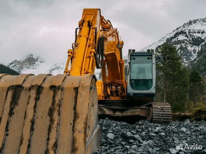 Стекло дверное нижнее левое Volvo