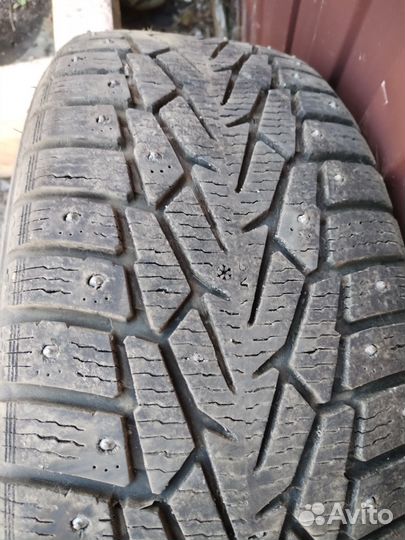Nokian Tyres Nordman 7 SUV 215/65 R16 102