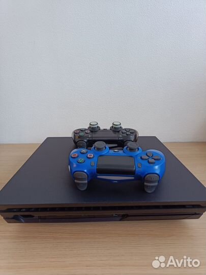 Sony PS4 pro 1tb