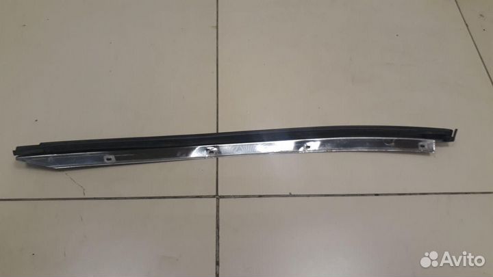 Накладка стекла Nissan Almera Classic