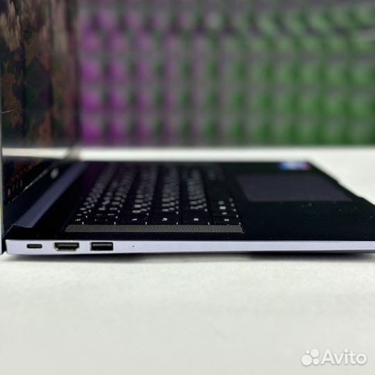 Ультрабук Honor MagicBook i5/GeForce/16RAM