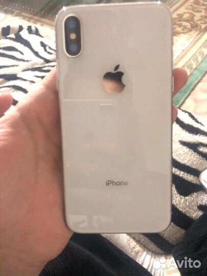 iPhone X, 64 ГБ