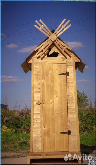 Уличный туалет деревянный HAT111