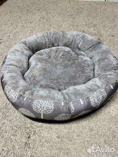 Лежанка для кошек новая Triple 53*53