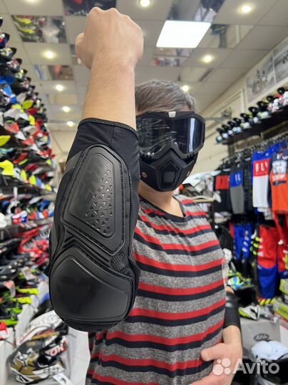 Налокотники Leatt contour elbow