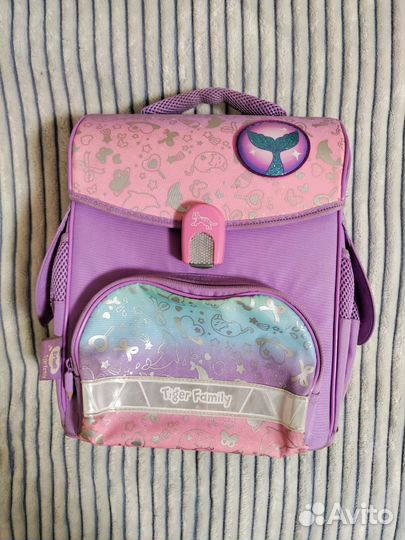 Рюкзак для девочки первоклассника