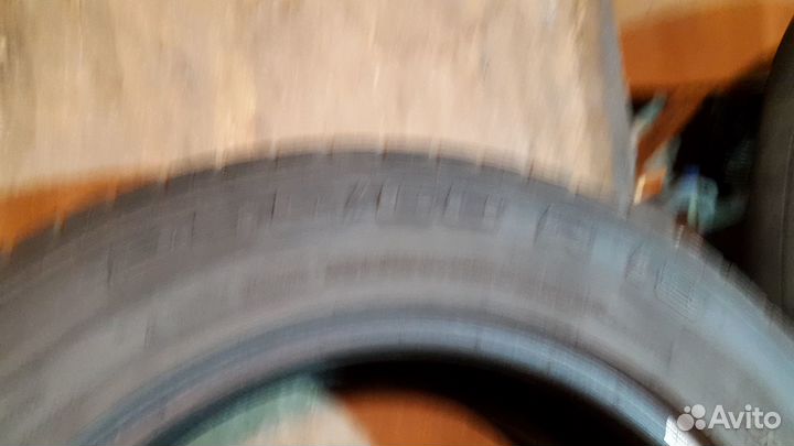 Continental CrossContact UHP E 235/60 R18