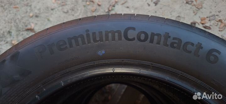 Continental ContiPremiumContact 6 215/55 R17 94V