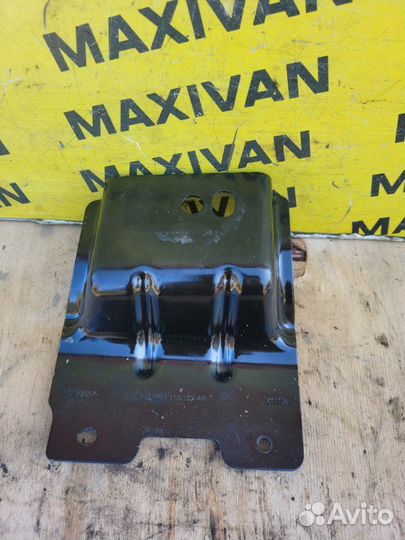 Кронштейн Jaguar F-Pace X761 2016