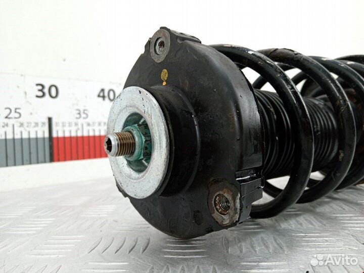 Стойка для Volkswagen Golf 4