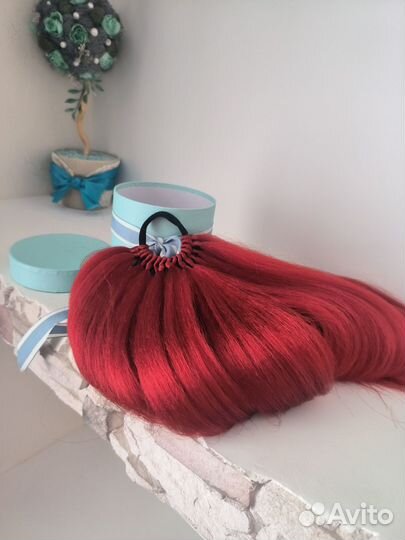 Хвост волосы на резинке